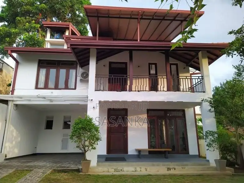 Mount Lavinia Luxury Furnished House For Rent