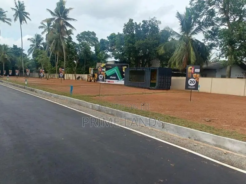 Luxury Land Plots Sale in Piliyandala Bokundara