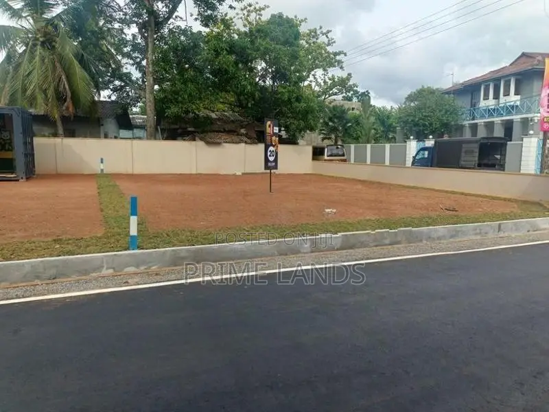 Luxury Land Plots Sale in Piliyandala Bokundara