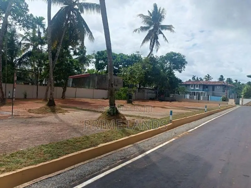 Luxury Land Plots Sale in Piliyandala Bokundara