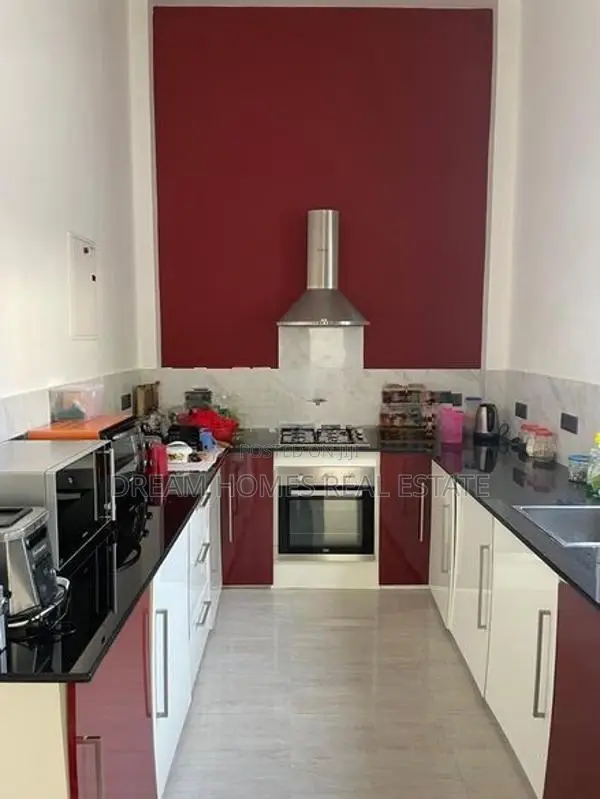 Spacious 4-Bedroom House for Sale – Boralesgamuwa
