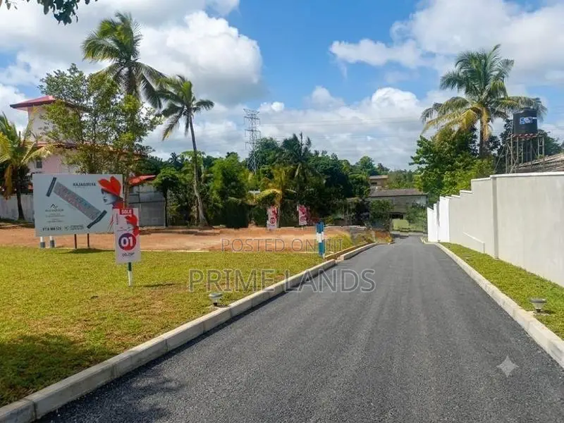 Luxury Land Plot Sale in Rajagiriya Halgahadeniya