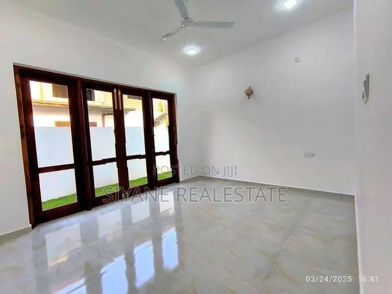 House For Sale In Thalawathugoda Talawatugoda