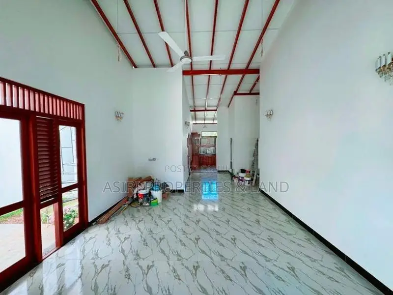 Brand New 3 Bedrooms House for sale in Homagama Kiriwaththuduwa