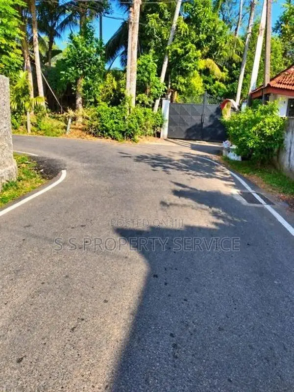 10 Perches Land For Sale In Thalahena, Malabe (Sspl-526)