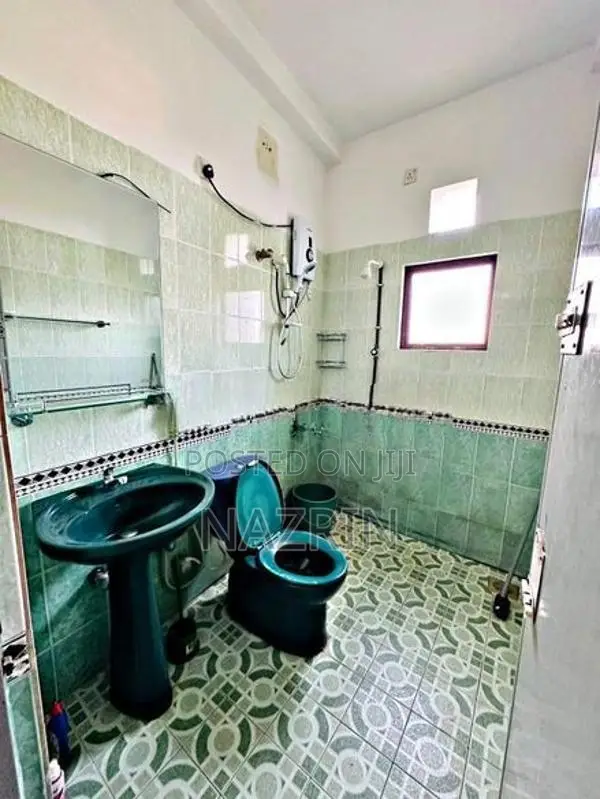 1st Floor 2berooms Furnished Rent Dehiwala