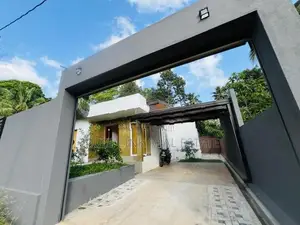 Single Story House For Sale In Kadwatha With Furniture