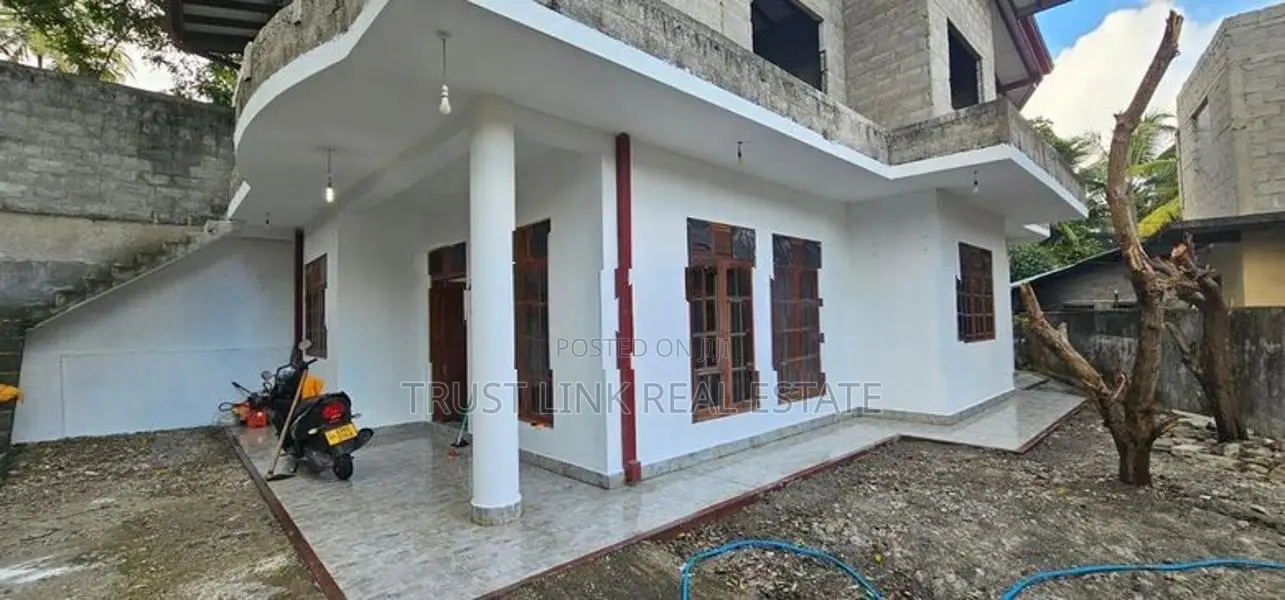 2 Story House For Sale In Angoda