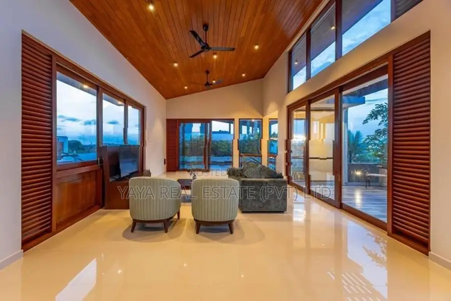 Brand New Super Luxury House for Sale in Boralasgamuwa