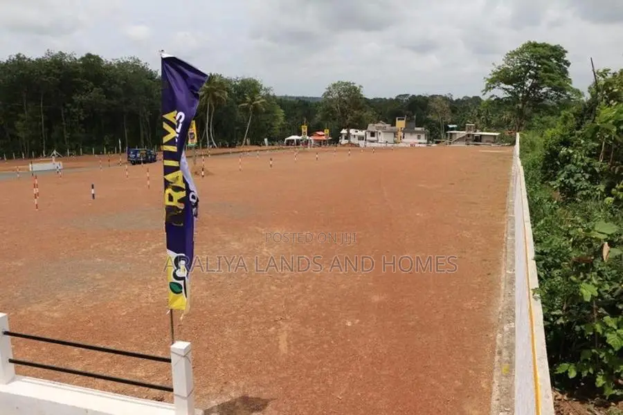 Land for Sale in Kesbewa - Kindelpitiya