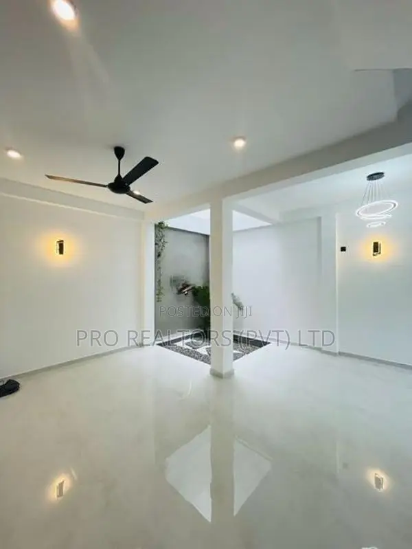 Newly Built Spacious House for Sale in Pannipitiya