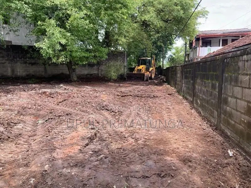 Land for Sale in Battaramulla