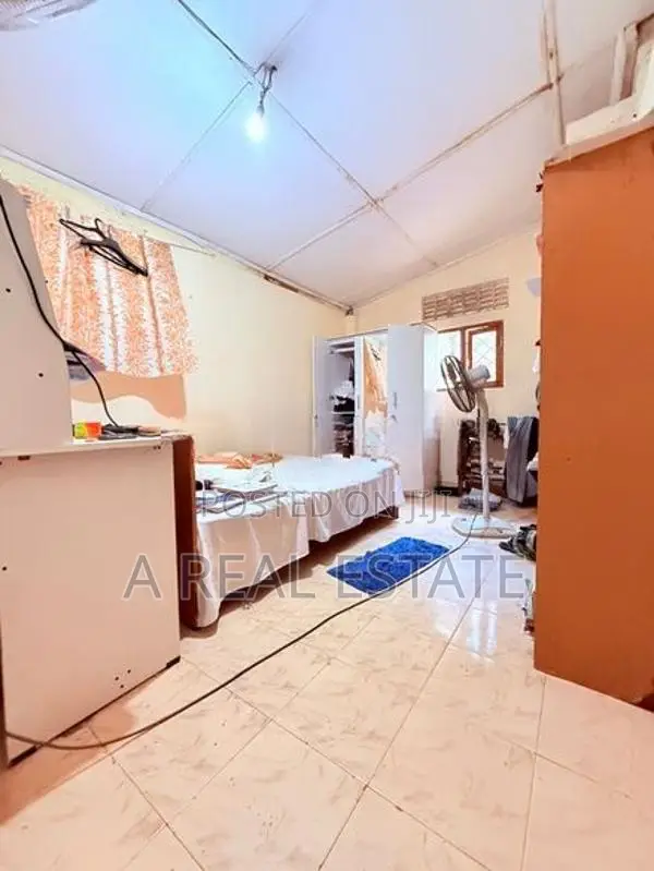 3 Bedroom Single Storey House For Rent In Dehiwala