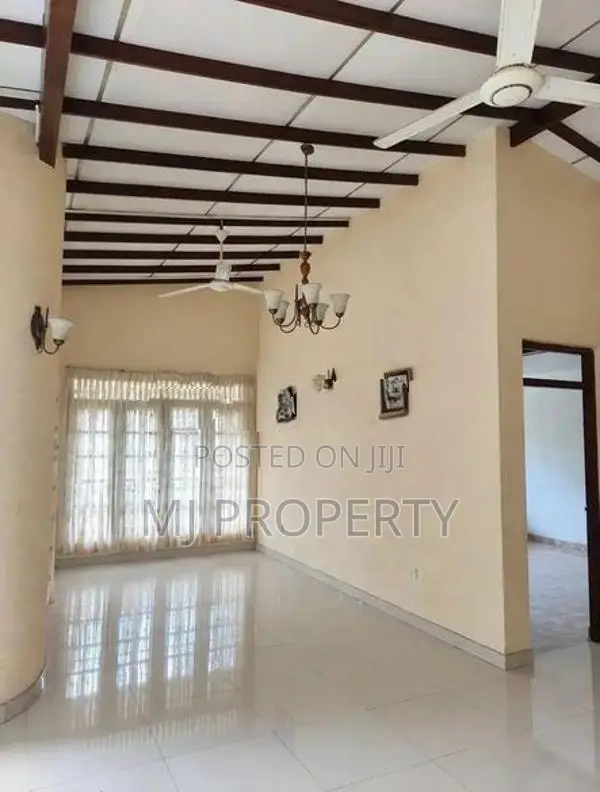 ( SR-1286) Valuable Upper Floor House Rent In Malaba Malabe