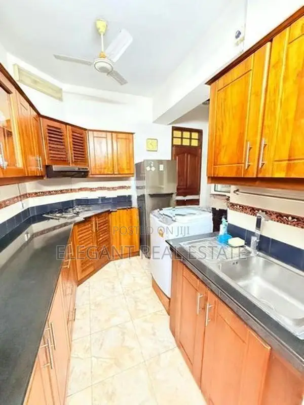 03 Bedroom Apartment For Rent In Colombo 3 (A5163)