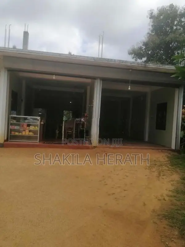 Commercial Space / Warehouse For Rent In Kalugamuwa, Wariyapola Road