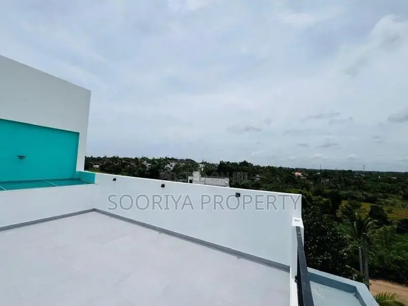 Architectural Designed Brand New Luxury House for Sale in Piliyandala