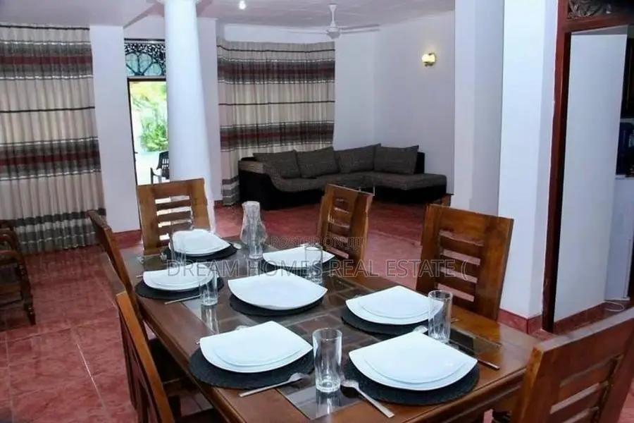 Luxury Fully Furnished Villa For Rent In Daluwakotuwa, Negombo
