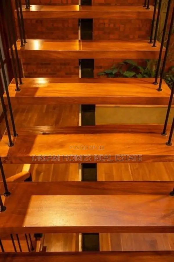 Super Luxury House for Sale – Battaramulla
