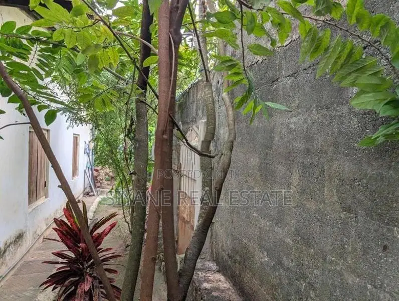 Prime Land With Single-Storey House For Sale In Wattala
