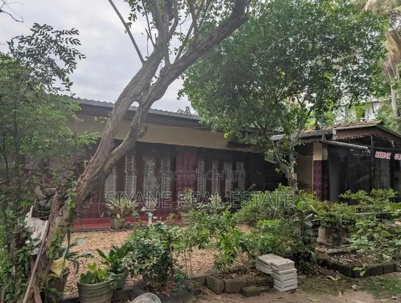Prime Land With Single-Storey House For Sale In Wattala