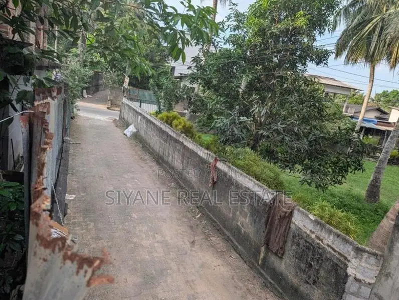 Prime Land With Single-Storey House For Sale In Wattala