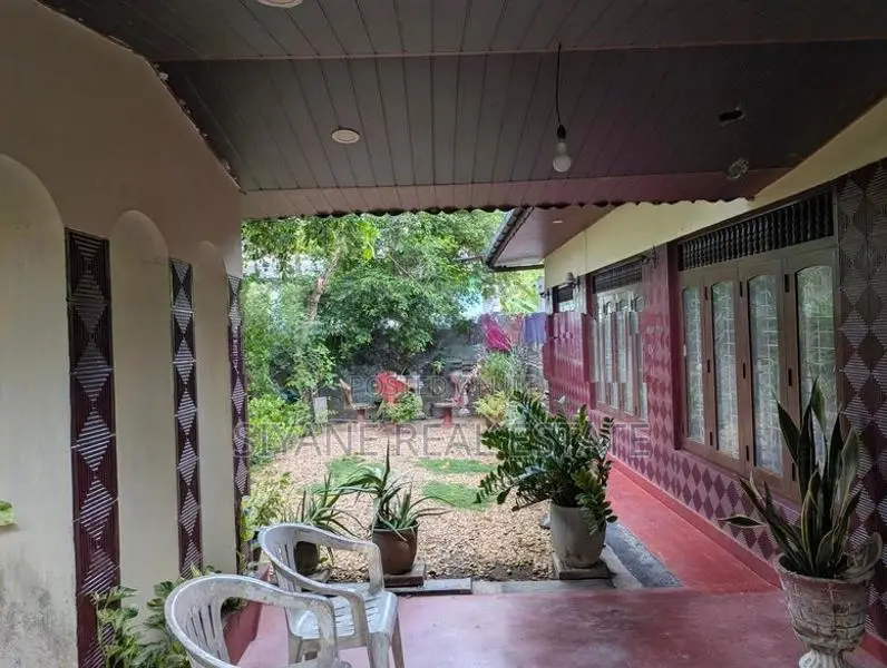 Prime Land With Single-Storey House For Sale In Wattala