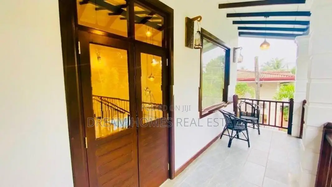 2-Storey Semi-Furnished House For Rent – Kottawa Town