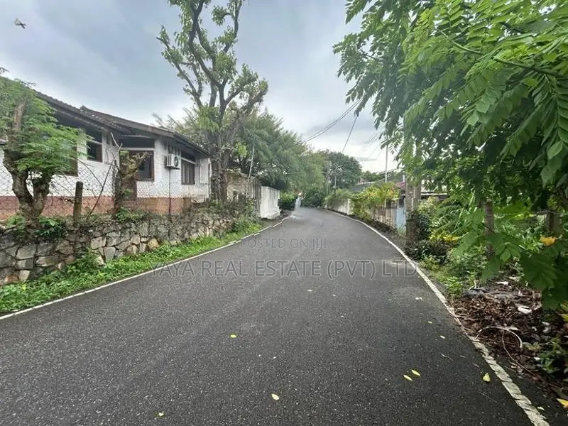 Residential Land For Sale In Talawatugoda
