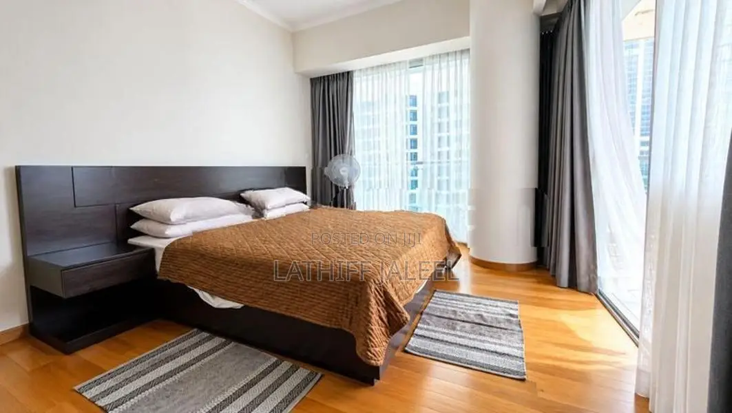 Exclusively Luxurious Emperor Residence In Colombo 3