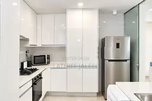 Exclusively Luxurious Emperor Residence In Colombo 3