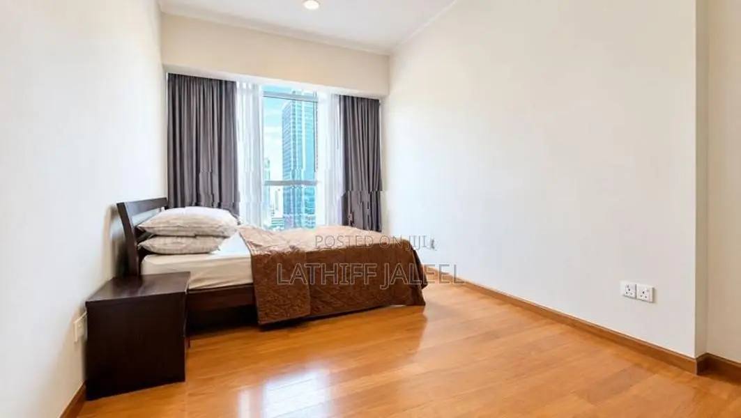 Exclusively Luxurious Emperor Residence In Colombo 3