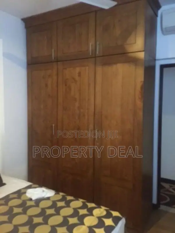 3-Bedroom Furnished Apartment For Rent – PDA440 In Colombo 2