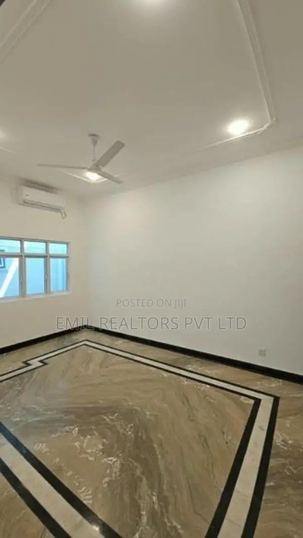 2-Storey Standalone Commercial Building for Rent at Colombo 03 (EM075M