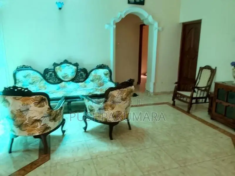House for Rent in Mount Lavinia ( File No 5645B) Thelawala