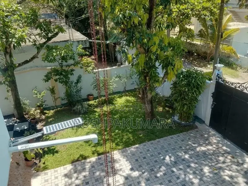 House for Rent in Mount Lavinia ( File No 5645B) Thelawala