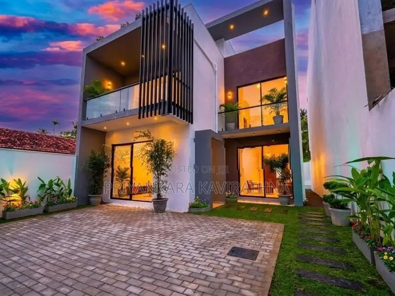 Super Quality Mordern House in Wattala