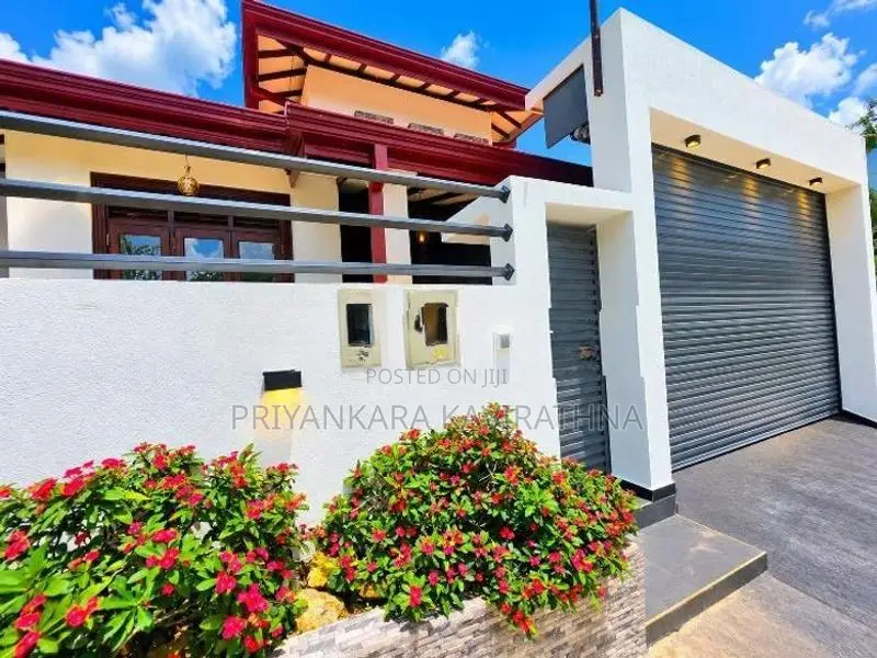 නවීන පන්නයේ අලුත්ම තනිමහල් නිවස විකිනීමට - කහතුඩුව