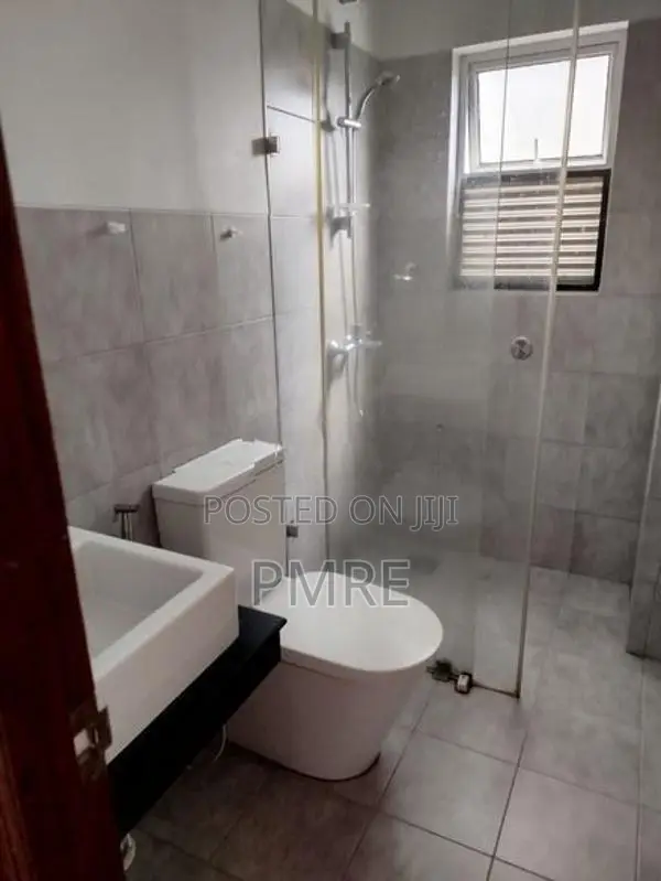 Apartment for Rent in Rajagiriya - Fairway Residencies Buthgamuwa road