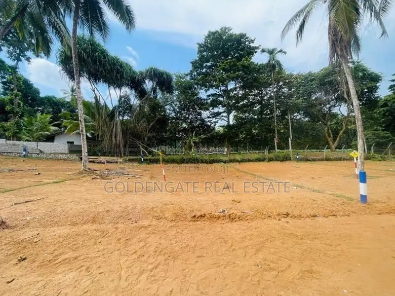 Yakkala Land for Sale Near the Kandy Road