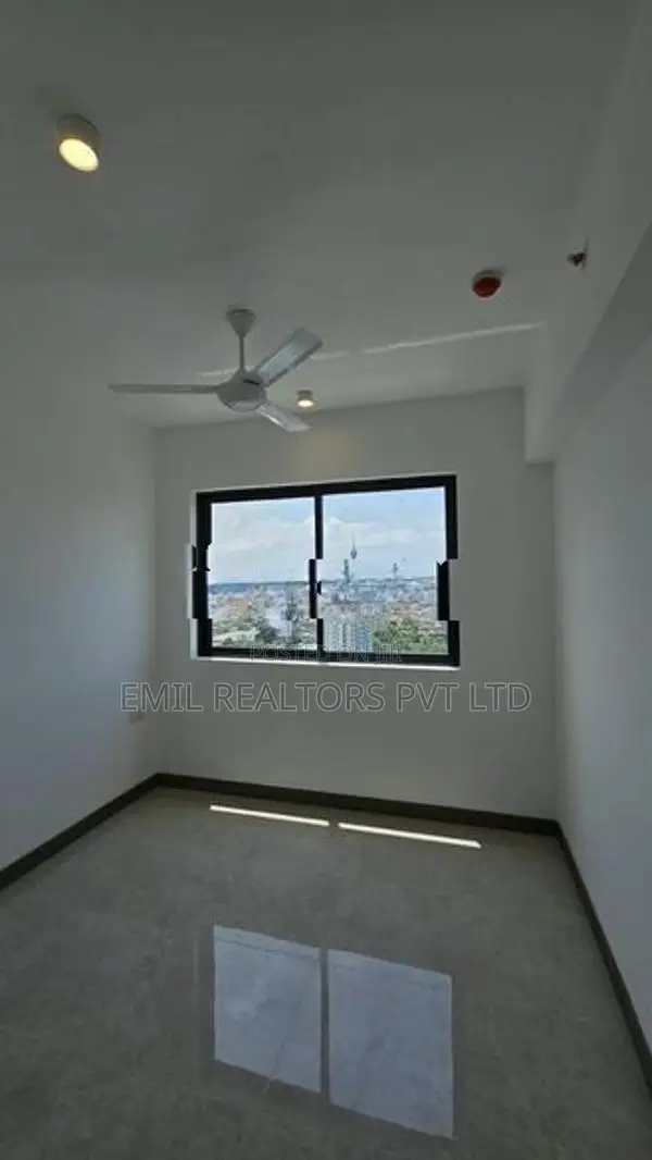 3 Bedroom Apartment for Sale at Marina Square, Colombo 15 (EM061MI)