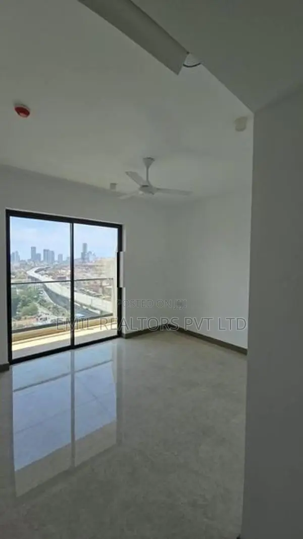 3 Bedroom Apartment for Sale at Marina Square, Colombo 15 (EM061MI)