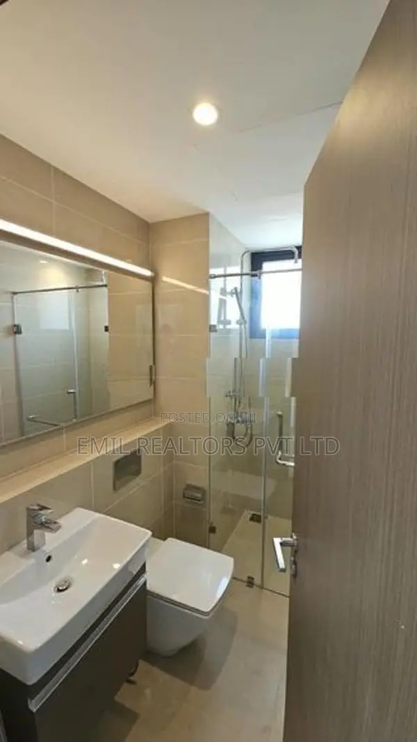 3 Bedroom Apartment for Sale at Marina Square, Colombo 15 (EM061MI)