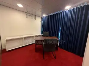 Commercial Building for Sale in Battaramulla