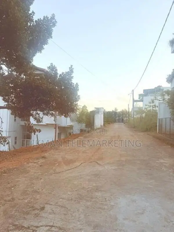 Land for Sale in Thalawathugoda (Meemanagoda Road)