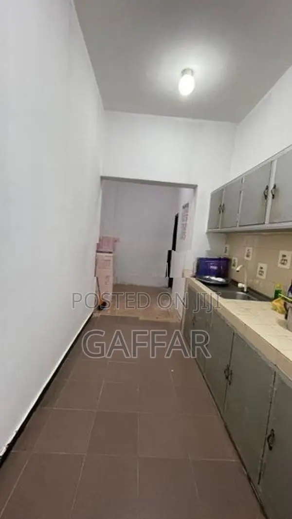 2 story house for rent office