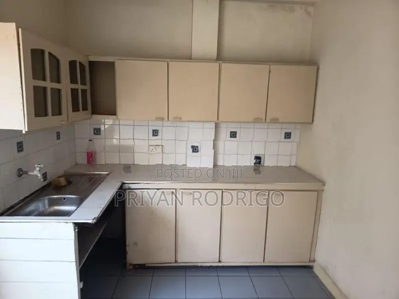 Nawala Gunasekara gardens, 03 Bedroom upstairs House for Rent