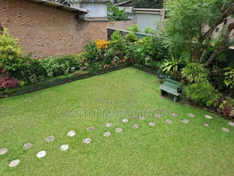 Downstai Bedroom Fully Furnished House For Rent – Battaramulla