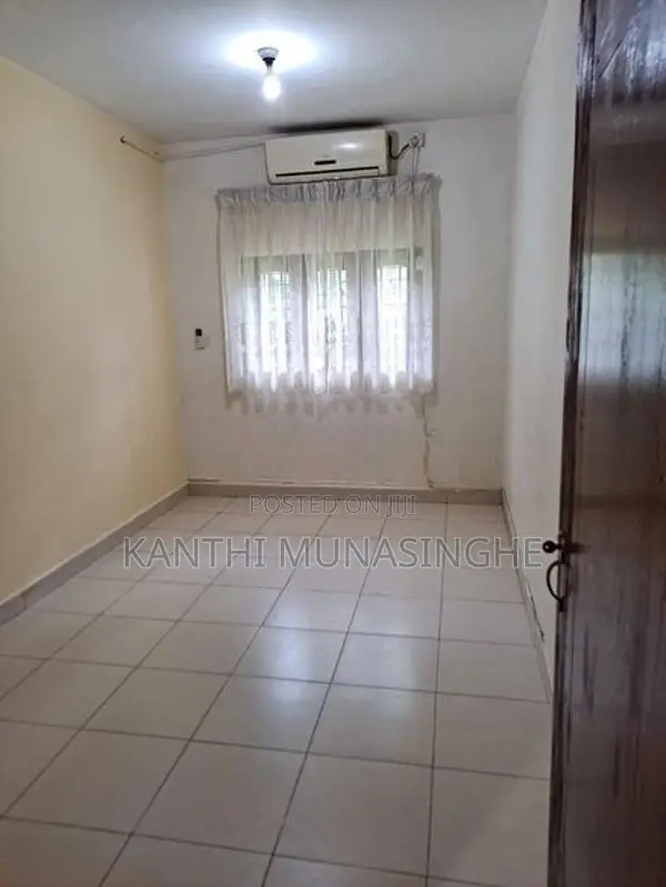 Downstai Bedroom Fully Furnished House For Rent – Battaramulla