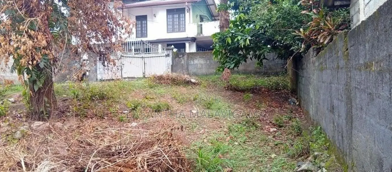 10.5 perch Land for sale in Malabe Robert gunewardena Mawatha